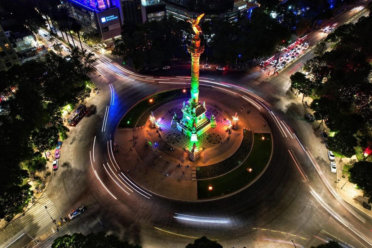 Alumbrado especial en edificios emblemáticos de la CDMX 