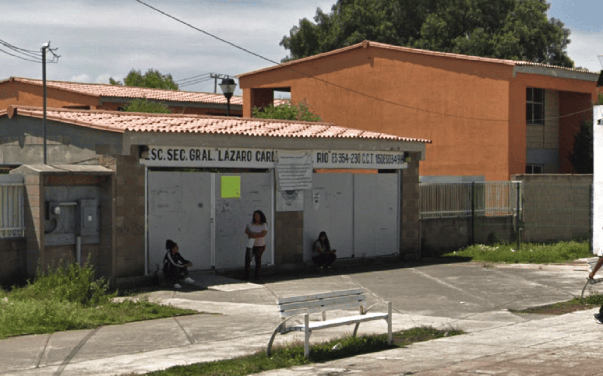 Alumna de secundaria en Zumpango pierde la vida dentro de la escuela 