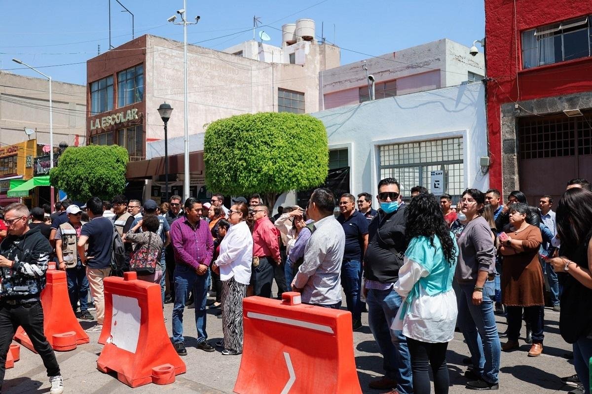 Participan más de tres mil personas en Texcoco durante el simulacro nacional 