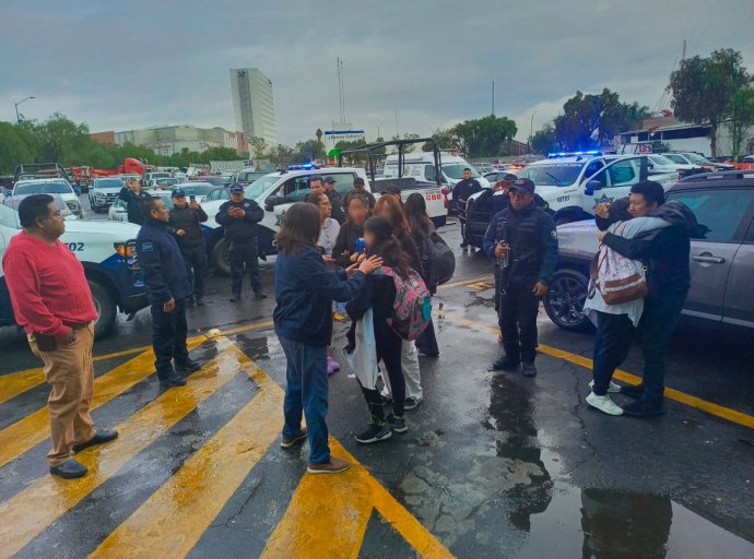 Hombres armados asaltan a estudiantes del CCH- Azcapotzalco