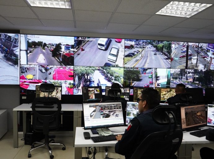 Recuperan en Texcoco tráiler con reporte de robo