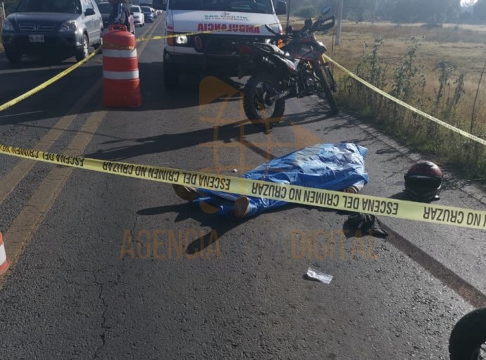 Motociclista pierde la vida en  México-Pirámides altura de Santa María Coatlán 