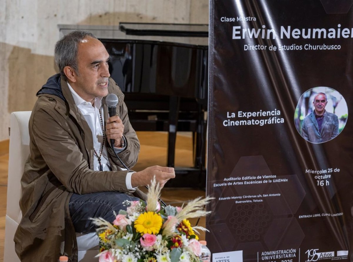 Director de Estudios Churubusco Comparte Experiencia Cinematográfica en la UAEMéx
