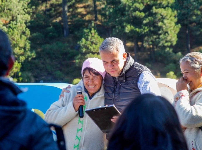 Más Allá de las Candidaturas: Vilchis Contreras Prioriza las Necesidades Locales