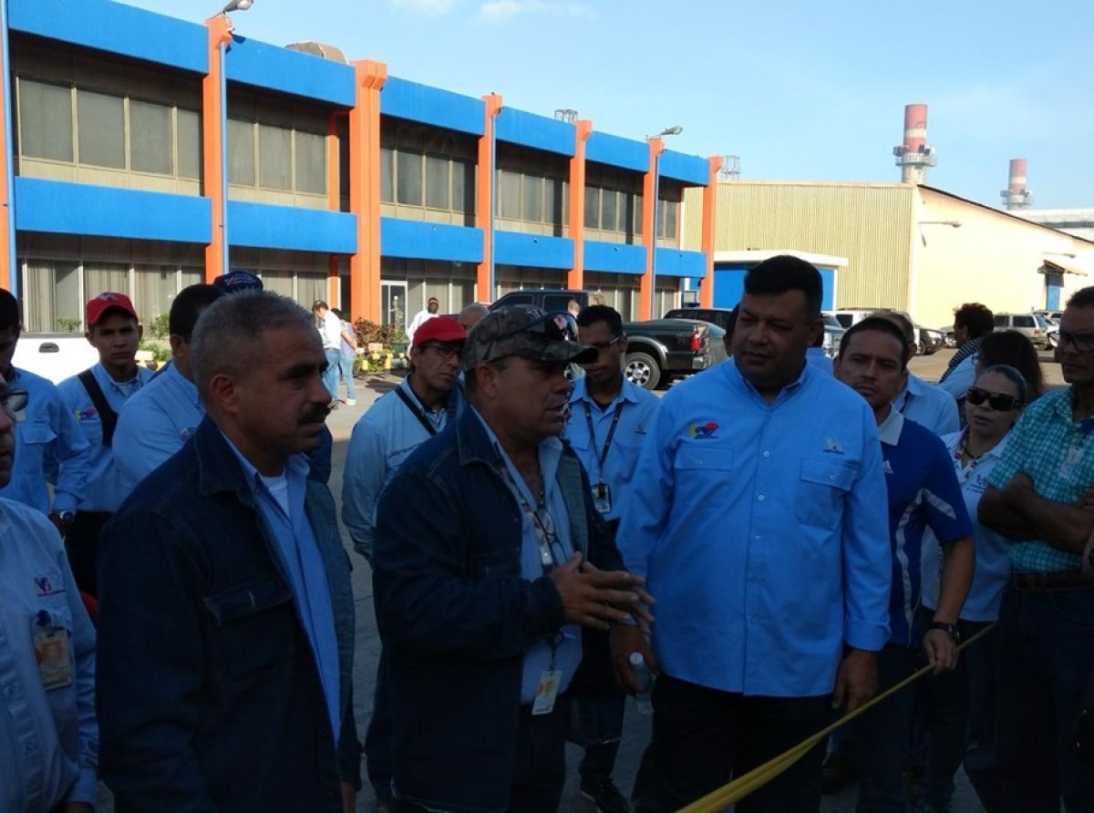 Sindicato del aluminio se solidariza con la revista Forbes