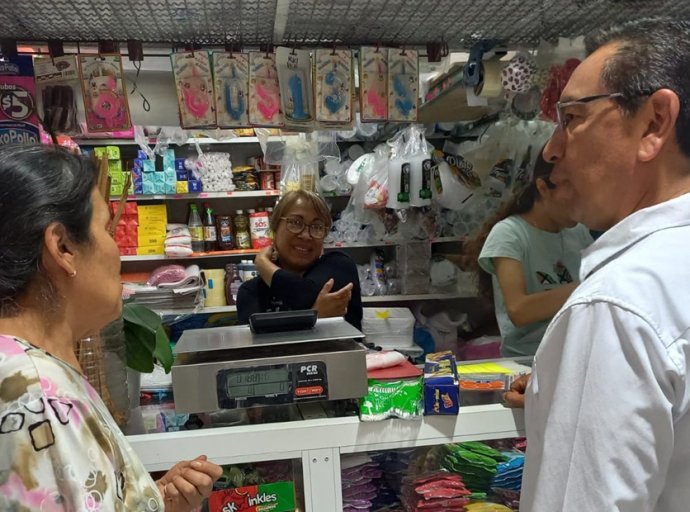 Peticiones de comerciantes a candidato del Partido Verde en Ecatepec: reapertura de calles y eliminación de parquímetros