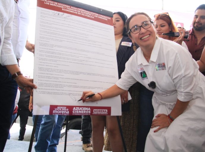 Azucena Cisneros Coss promete erradicar abusos en el pago de derechos de piso