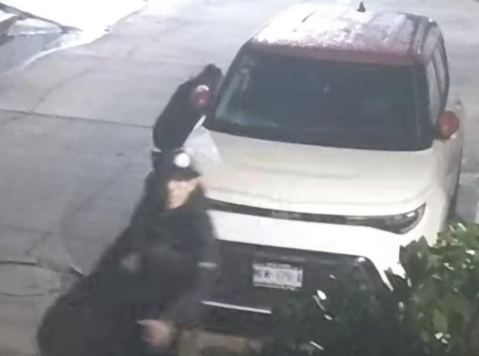 Policía de Acolman Captura a Presuntos Ladrones de Neumáticos 