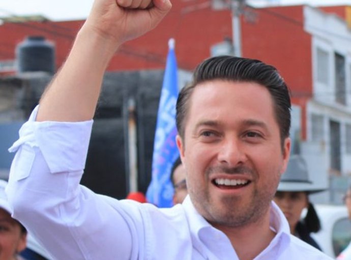 Mariano Camacho San Martín Gana el Distrito 35 con Más de 92 Mil Votos