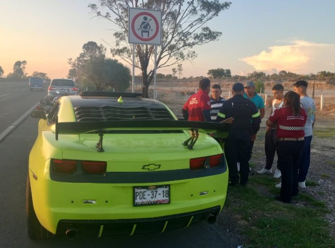 En Tecámac; Hombre Acribillado Dentro de un Chevrolet Camaro 