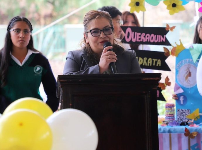 Rocío Miguel Hernández Reafirma su Compromiso con la Educación en Tecámac al Inaugurar la Expoventa del CECyTEM