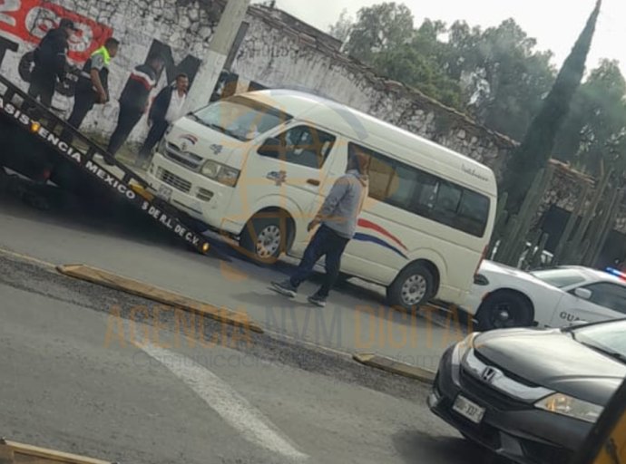 Elementos de la Guardia Nacional golpean a chofer de transporte público tras percance vehicular en Teotihuacán