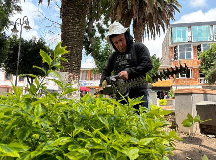 Gobierno de Chimalhuacán Impulsa Mejoramiento Urbano en la Cabecera Municipal