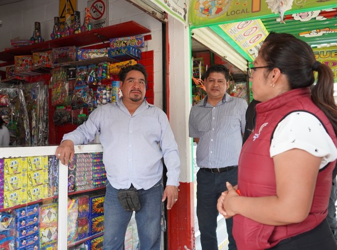 Inauguran Tianguis Pirotécnico "Loma El Chocolín" en Chimalhuacán