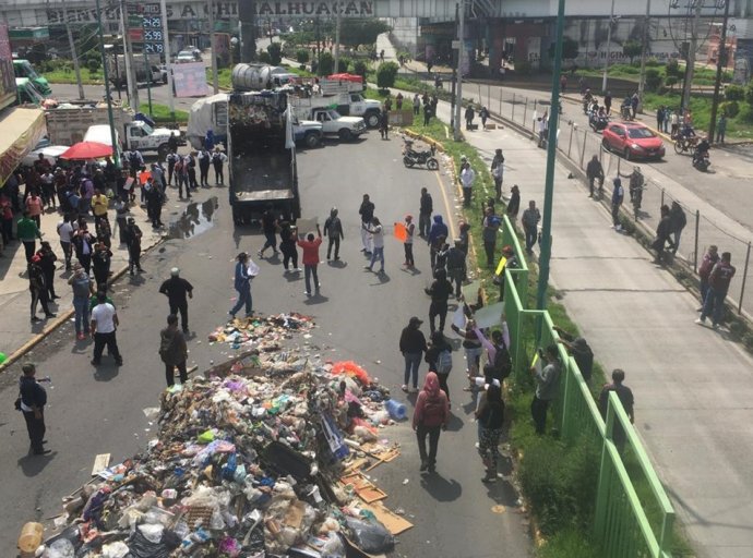Bloqueo por Recolectores de Basura en Chimalhuacán Genera Afectaciones