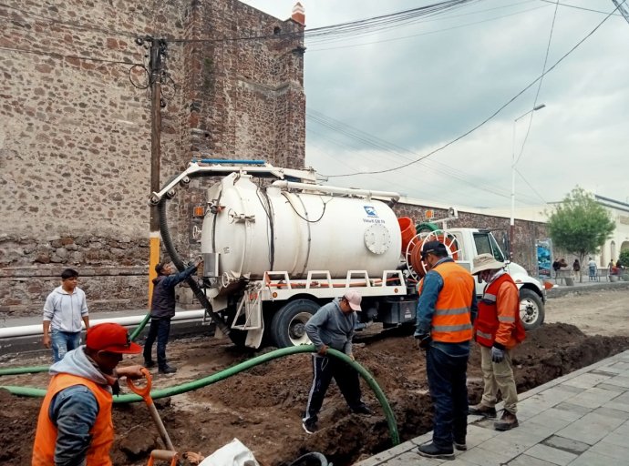 Gobierno de Texcoco invierte más de siete millones en obras de drenaje y rehabilitación de calles