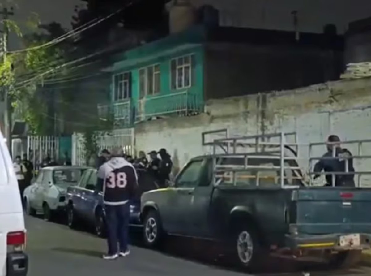 Hombre Asesina a Su Familia y Luego Intenta Quitar Su Vida
