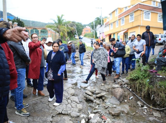 Inundaciones en Ecatepec: Presidenta electa advierte que la basura en barrancas agrava el problema