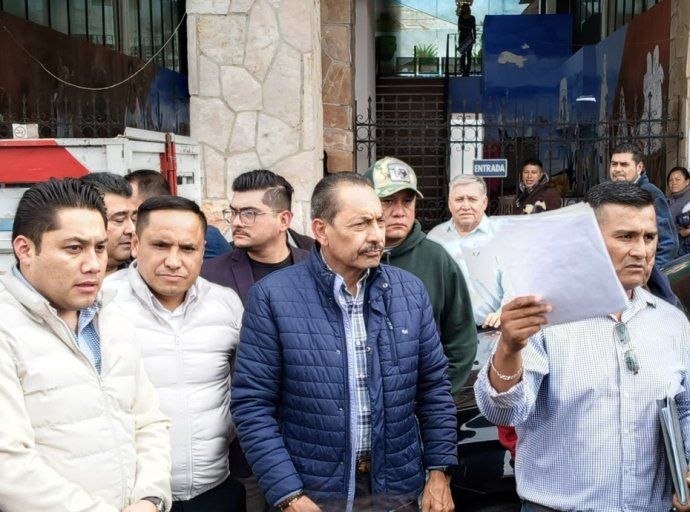 Vecinos de San Lorenzo y Autoridades de Teotihucán acuerdan nuevos puntos de Ascenso y Descenso de pasajeros 