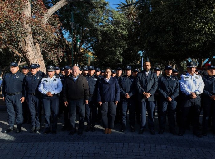 Texcoco Refuerza Seguridad con 33 Nuevos Policías y Maquinaria para Obras Públicas