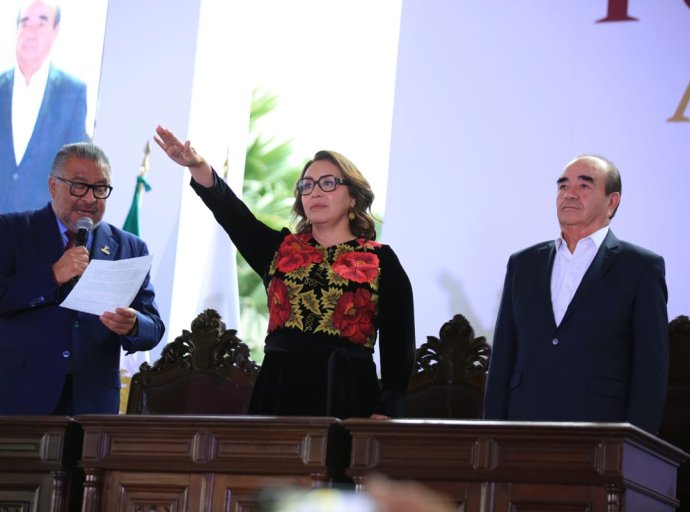 Ecatepec inicia una nueva era con Azucena Cisneros como alcaldesa