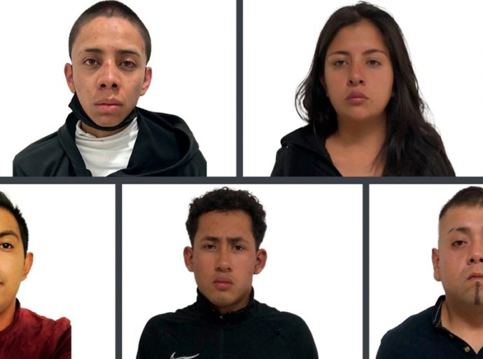 Dictan condena a cinco sujetos por robo de vehículos