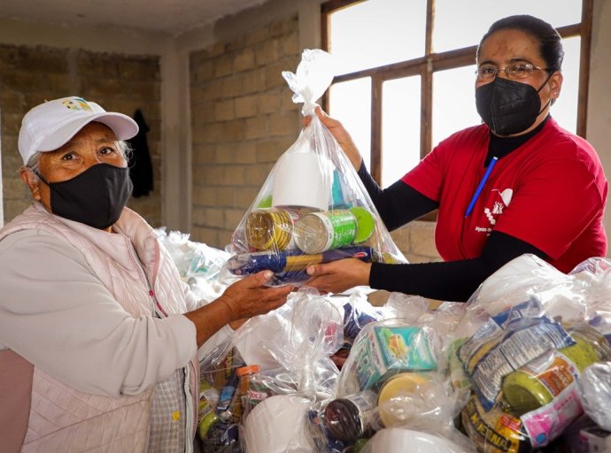 Participa en la campaña de donación de alimentos de JAPEM en el Estado de México
