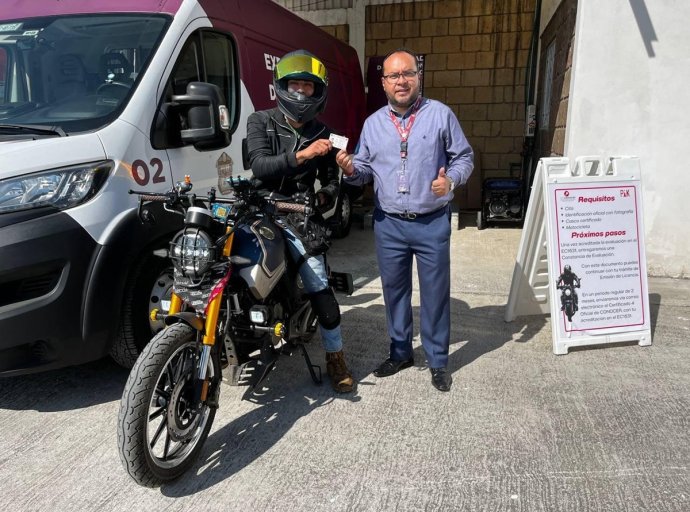 Semov abre módulo de certificación para motociclistas en Nezahualcóyotl