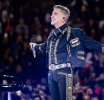 De padre a hijo: Alejandro Fernández lleva el legado de Vicente Fernández a nuevos escenarios