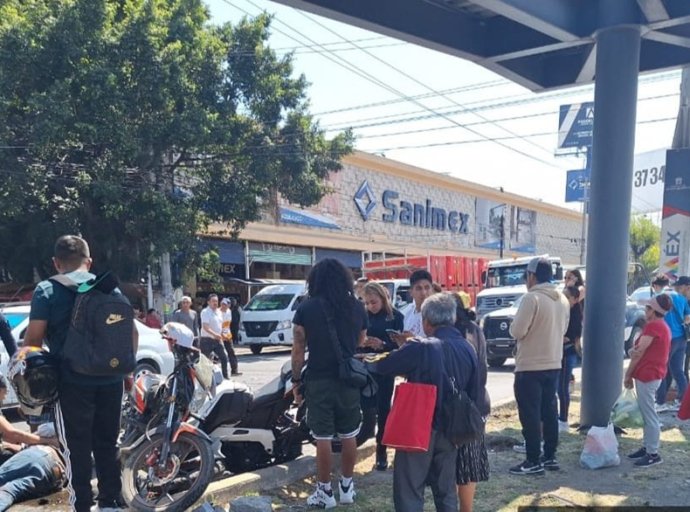 Accidente vial; Motociclistas con fracturas y heridas tras colisión