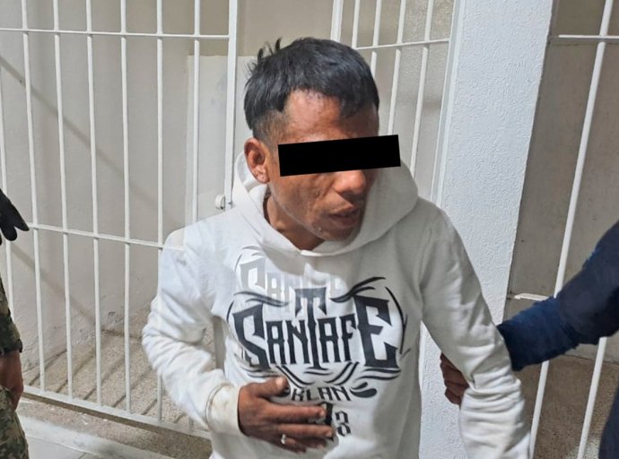 Detienen en El Chamizal a buscado por robo con violencia; orden de aprehensión vigente desde 2020