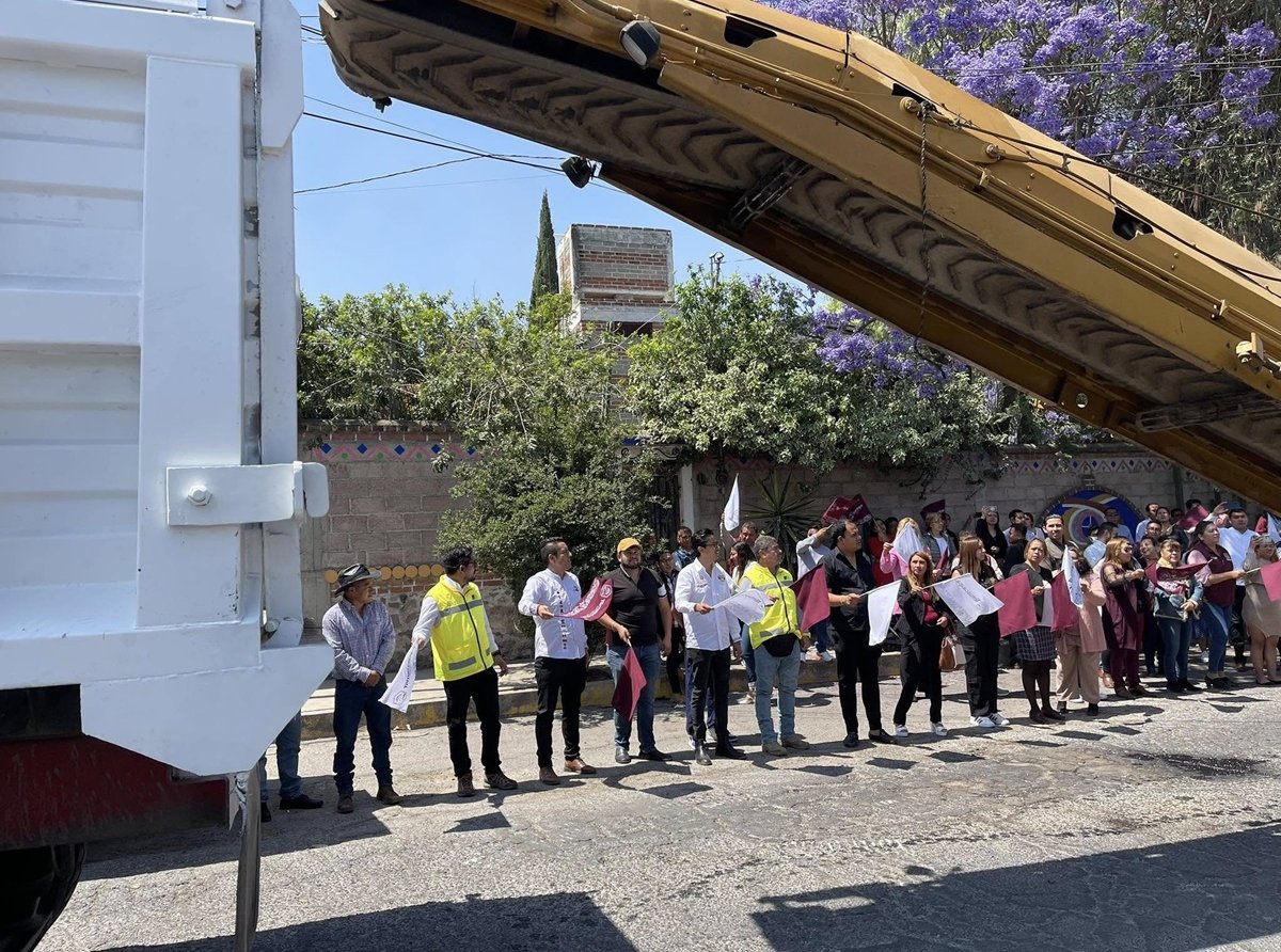 Alan Martínez impulsa repavimentación de 2.2 km en carretera Temascalapa-Otumba