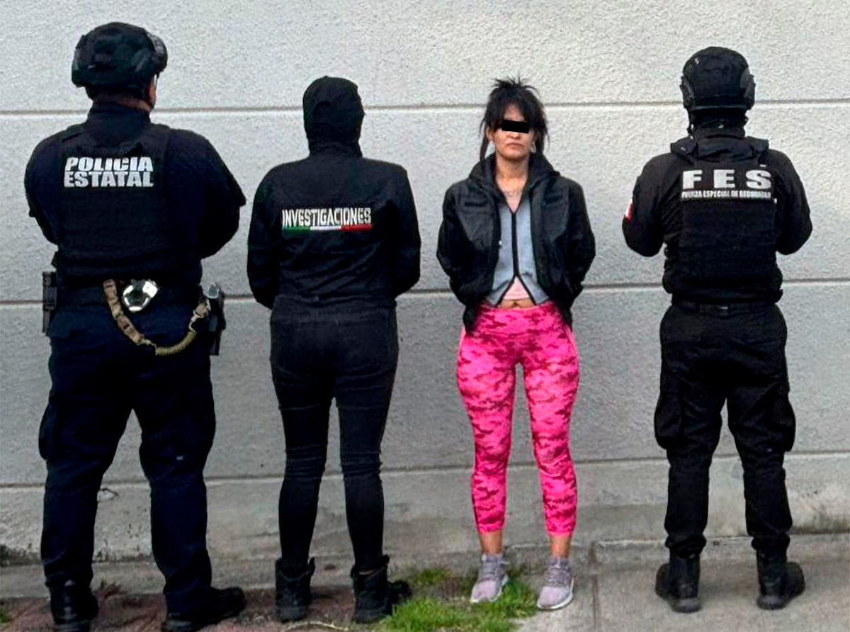 Cae presunta narcomenudista tras cateo en Tecámac