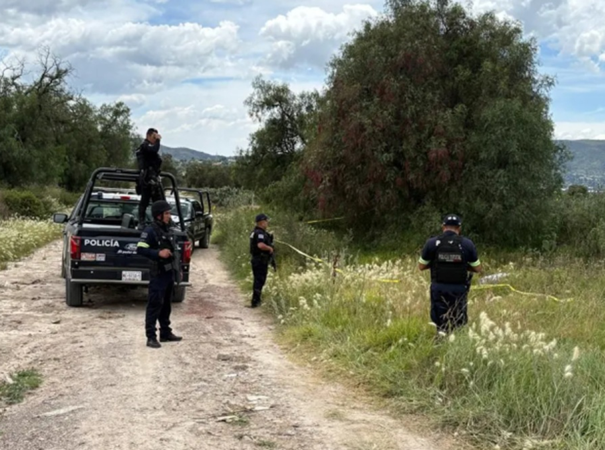 Hallan a mujer asesinada en camino de terracería en Otumba