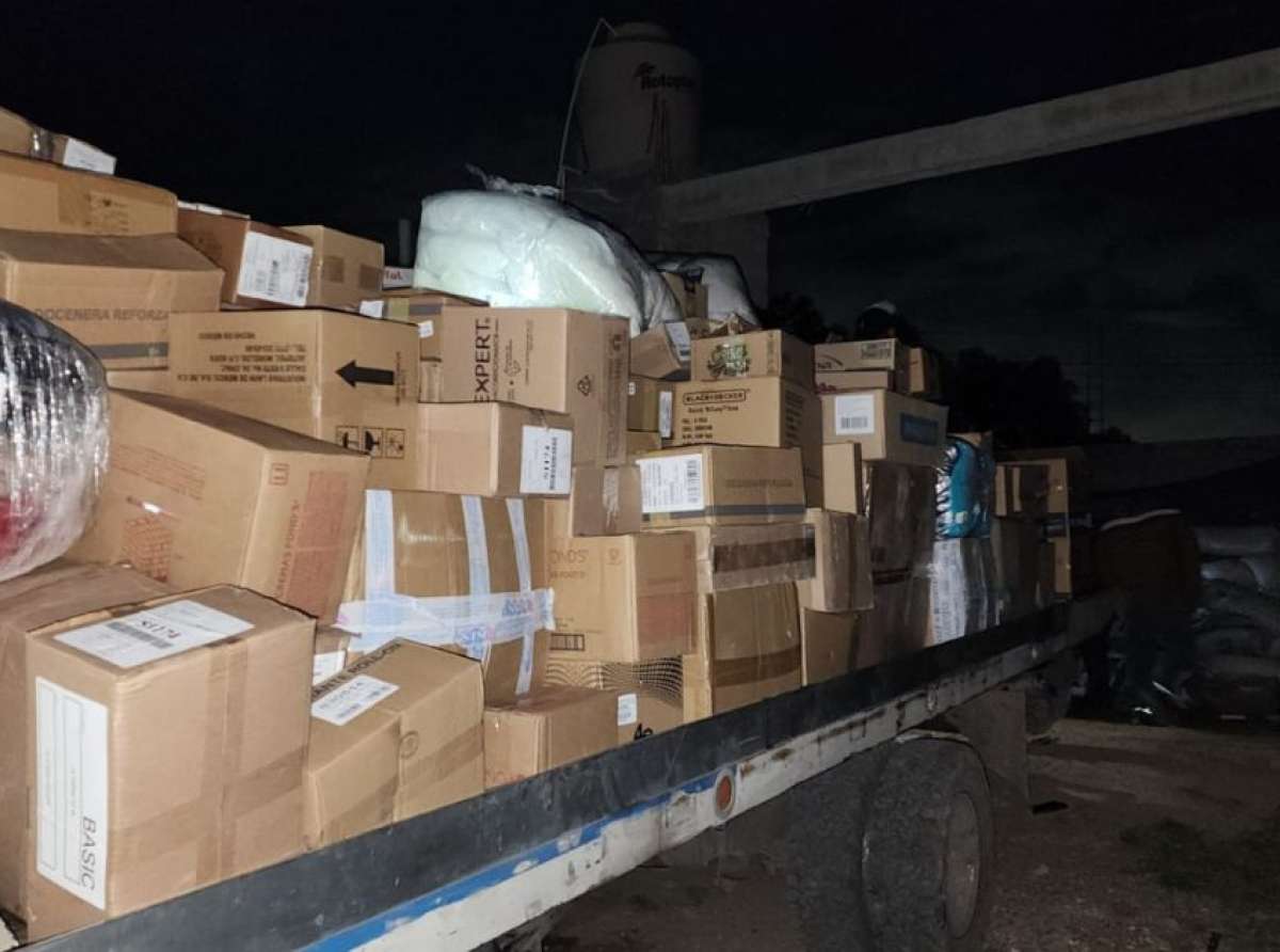 Recuperan en Teotihuacán camión robado en Nopaltepec