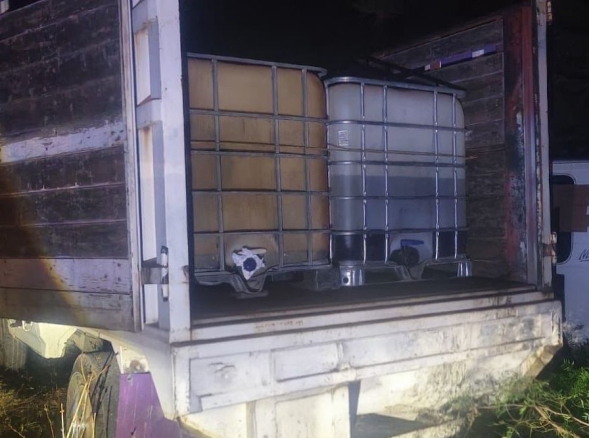 Recuperan hidrocarburo en vehículos abandonados en Acolman